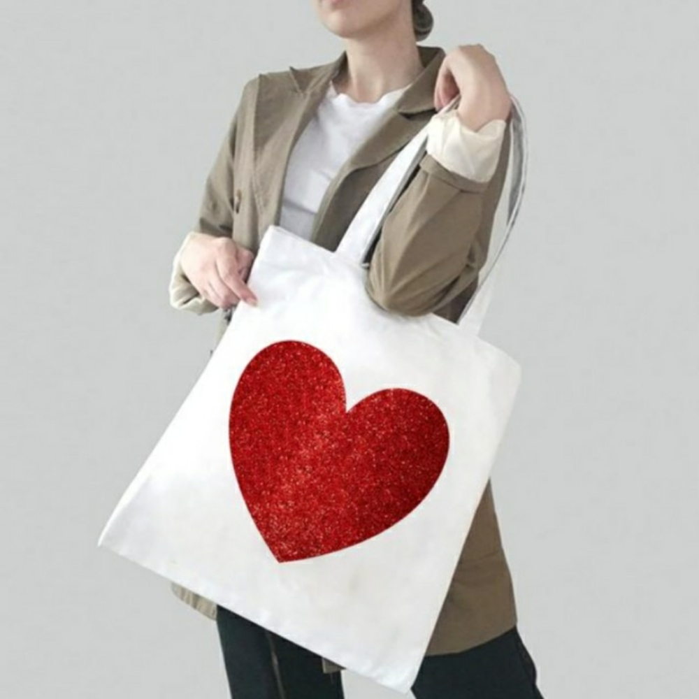 ● NWT Color Changing Sequing Heart Tote Bag